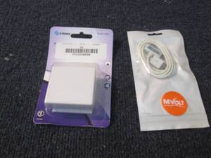 lot 68 image: 32 pin USB Charger Cables, Surface ...