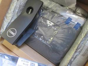 lot 74 image: Dell OptiPlex 3240 All-In-One ...