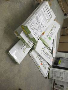 lot 116 image: Large Lot of Assorted Cap A Tread P...