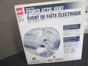 lot 160 image: Master Flow 1600 CFM Power Gable Mo...