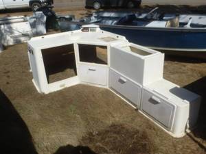 lot 12 image: Premier Pontoon Counsel