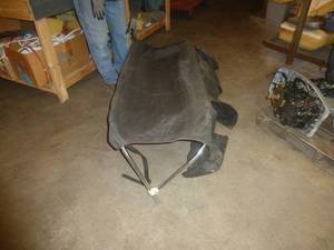 lot 102 image: Bimini Top Black