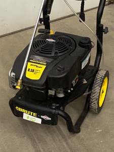 lot 18 image: Brute Pressure Washer