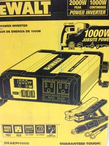DEWALT DXAEPI1000 car inverter