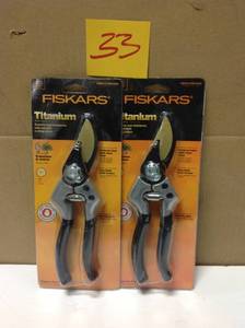 Lot of 2 Fiskars Pruners