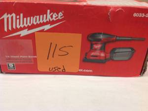 Milwaukee 6033-21 14 Sheet Palm Sander