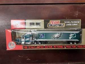 lot 13 image: Eagles Collectible NFL Limited Edition Peterbilt 180 Scale