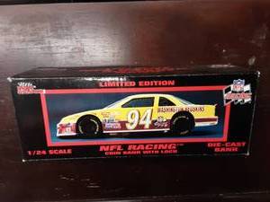 lot 22 image: Racing Champions 124 Scale Die Cast Red Skins