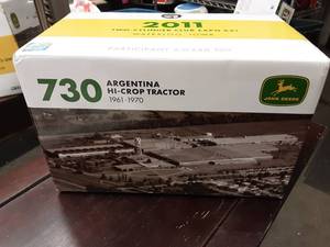 lot 65 image: Ertl 730 Argentina High Crop Tractor