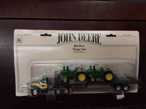lot 97 image: Ertl John Deere Vintage Semi