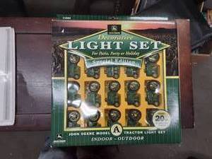lot 101 image: John Deere Decorative Light Set