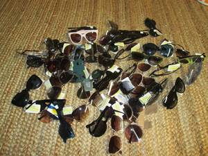 lot 6 image: Large Lot of Sunglasses New With T...