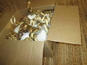 lot 13 image: Dcor See Photos 9A...