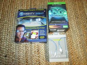 lot 52 image: Household Electronics 10B...