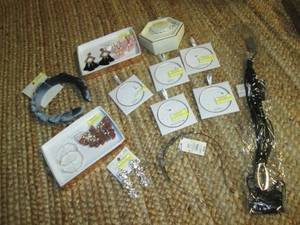 lot 65 image: Jewelry & Accessories (Stainless St...