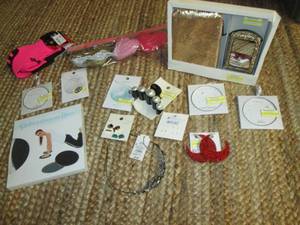 lot 66 image: Exercise Pads, Jewelry, Purses, & M...