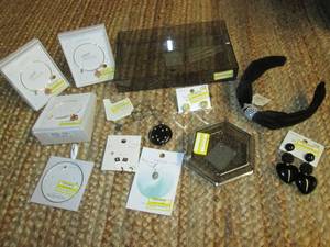 lot 68 image: Jewelry & Accessories (Stainless St...