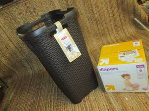 lot 113 image: Clothing Hamper & Kids Diapers (Siz...