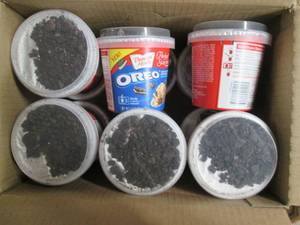lot 171 image: Case of Duncan Hines Oreo Cake Cups...