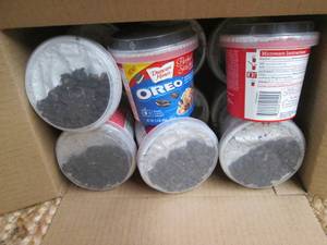 lot 183 image: Case of Duncan Hines Oreo Cake Cups...
