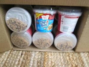 lot 185 image: Cases of Chips Ahoy Cake Cups (12- ...