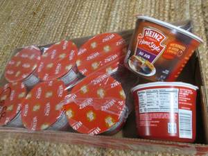 lot 207 image: Case of Heinz Homestyle Gravy (Au J...