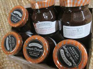 lot 272 image: Case Smuckers Simple Delight Hot Fu...