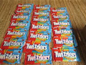 lot 283 image: 20 Packages of Twizzlers Twists (Ra...