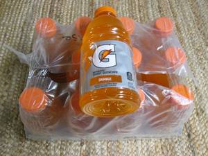 lot 359 image: 12 ct. of Gatorade (Orange) 32oz.E...