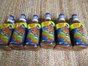 lot 367 image: 12 Bottles of Zesty Italian Dressin...