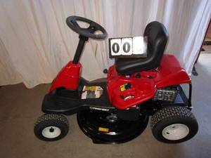 lot 6 image: Troy-Bilt 30 Rear Engine Riding Mower