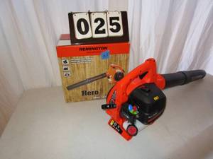 lot 25 image: Remington Gas Blower - RM430