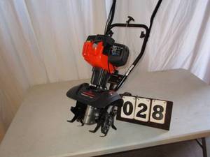 lot 28 image: Remington Gas Cultivator - RM4625