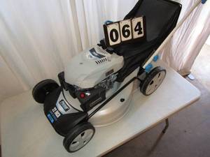 lot 64 image: Pulsar 22 Lawn Mower