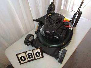lot 80 image: 22 Lawn Mower