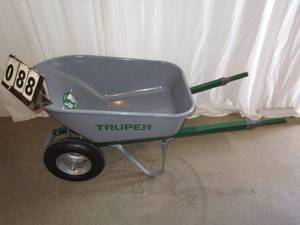 lot 88 image: Truper Wheel Barrow - 6 cubic feet - Gray