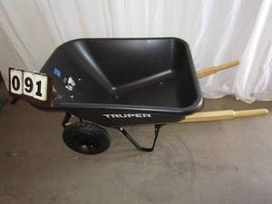 lot 91 image: Truper Wheel Barrow - 8 cu ft - Black