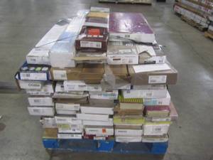 lot 42 image: WHOLESALE MIXED PALLET OF MISCELLANEOUS FLOORING