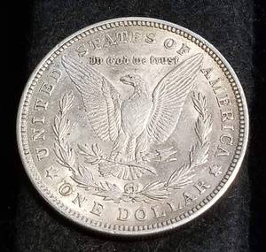 1921 MORGAN SILVER DOLLAR