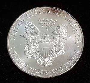 2000 AMERICAN SILVER EAGLE 1 TROY OZ. .999 FINE SILVER DOLLAR