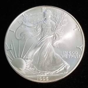 1995 AMERICAN SILVER EAGLE 1 TROY OZ. .999 FINE SILVER DOLLAR