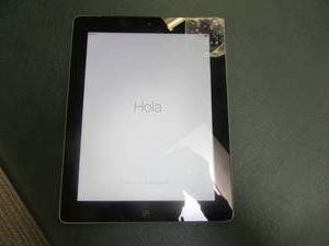 Apple IPAD 16GB Unlocked Ready to use Screen Cracked See photo