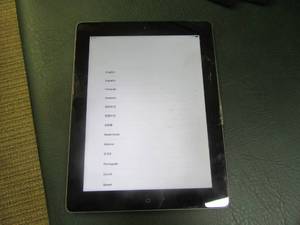 Apple IPAD 16GB Unlocked Ready to use Screen Cracked See photo
