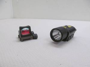 lot 30 image: Trijon red dot scope, Tru Glo laser scope