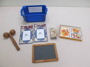 lot 105 image: Isolation survival kit
