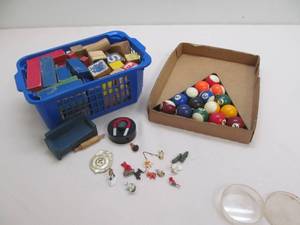 lot 107 image: vintage toys