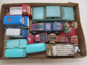 lot 109 image: vintage toys