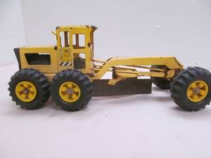 lot 121 image: vintage Tonka