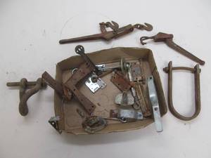 lot 135 image: hardware