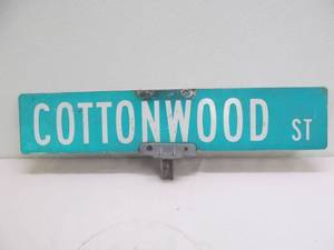 lot 141 image: sign